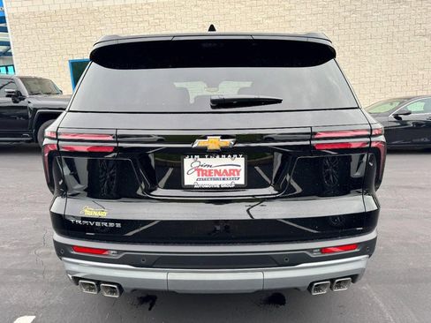New 2026 Chevrolet Traverse LT w/ Driver Confidence Package FWD image 4