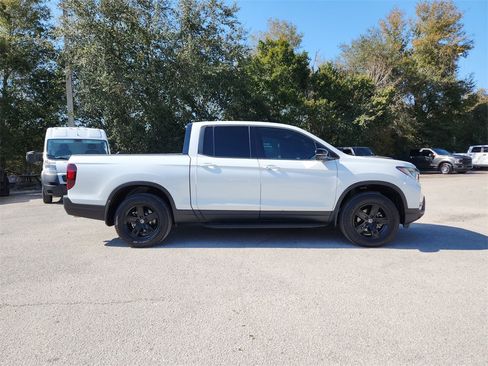 Used 2022 Honda Ridgeline Black Edition image 2