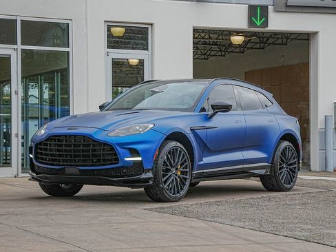 Used 2023 Aston Martin DBX 707 AWD/4WD image 10