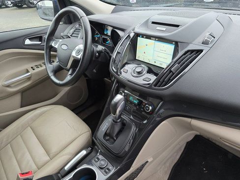 Used 2016 Ford Escape Titanium image 13