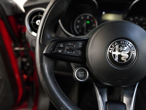 Used 2021 Alfa Romeo Stelvio Ti w/ Nero Edizione image 42