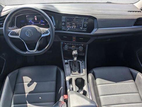 Used 2022 Volkswagen Jetta SE FWD image 17