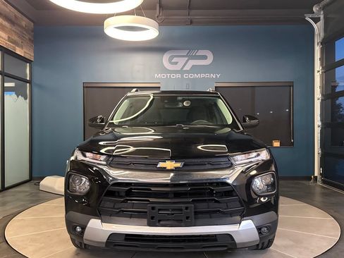 Used 2021 Chevrolet TrailBlazer LT w/ Convenience Package FWD image 8