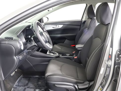 Used 2024 Kia Forte LXS FWD image 28