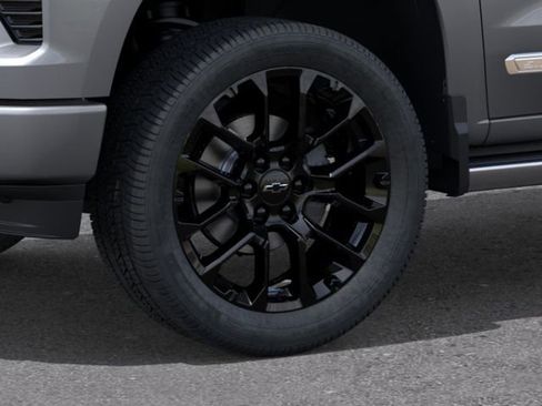 New 2026 Chevrolet Silverado 1500 High Country AWD/4WD image 9