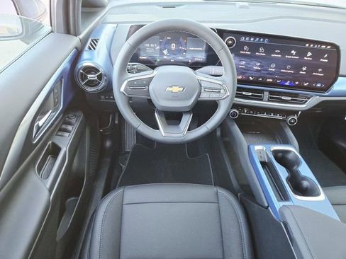 New 2026 Chevrolet Equinox EV LT image 7