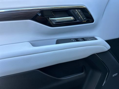 New 2026 Chevrolet Tahoe Premier image 11