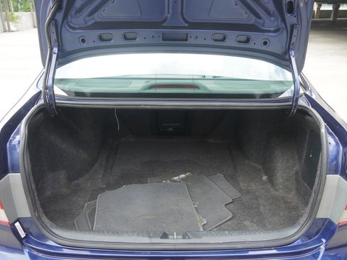 Used 2004 Honda Accord LX image 25