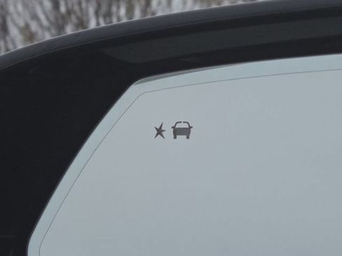 Used 2021 GMC Yukon Denali image 12