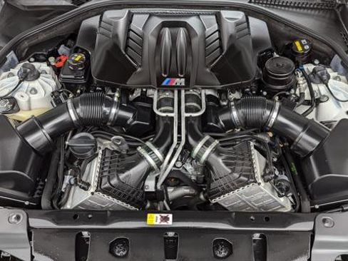 Used 2017 BMW M6 Coupe image 21