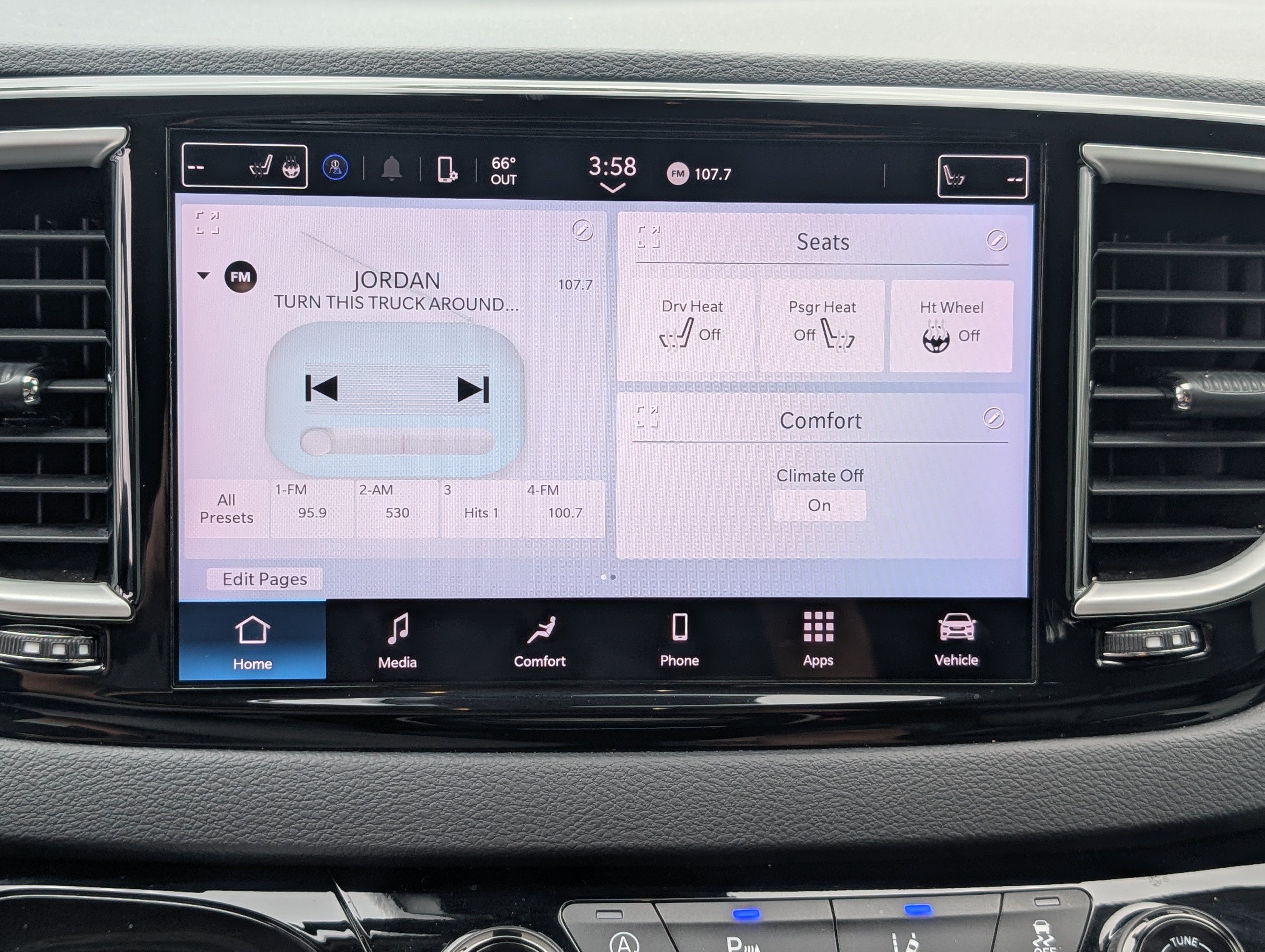 Used 2023 Chrysler Pacifica Touring-L FWD image 27
