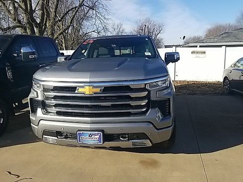 Certified 2024 Chevrolet Silverado 1500 High Country image 5