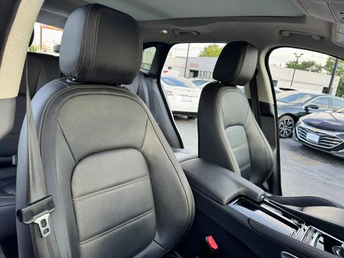 Used 2020 Jaguar F-PACE Prestige AWD/4WD image 12