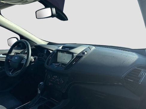 Used 2017 Ford Escape Titanium image 30