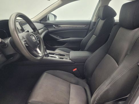 Used 2019 Honda Accord LX image 17