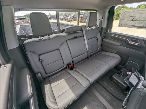 New 2026 Chevrolet Silverado 3500 LTZ w/ LTZ Convenience Package AWD/4WD image 17