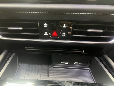 New 2026 Volkswagen Atlas Cross Sport SE image 15