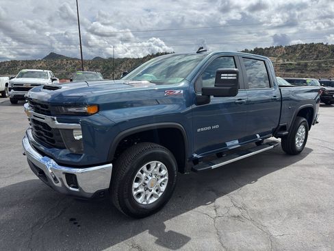 New 2026 Chevrolet Silverado 2500 LT AWD/4WD image 3