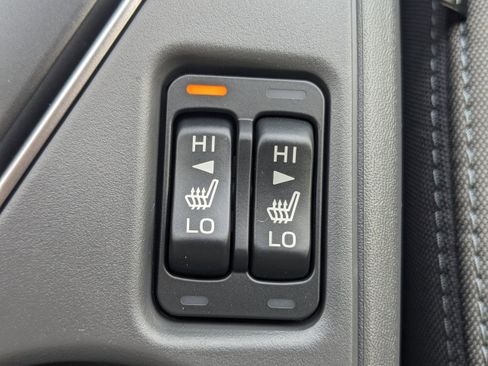 Certified 2025 Subaru Crosstrek 2.0i Premium image 28