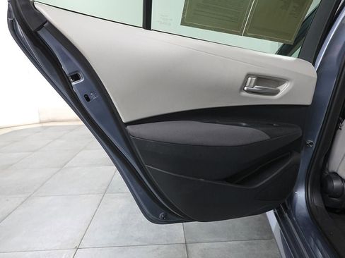 Used 2021 Toyota Corolla L image 21