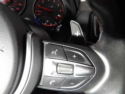 Used 2017 BMW M2 image 21