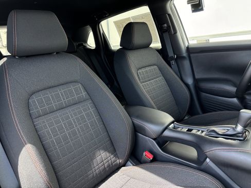 Certified 2026 Honda HR-V Sport image 32