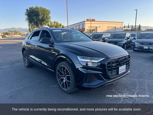 Used 2022 Audi Q8 Premium Plus w/ Premium Plus Package AWD/4WD image 7