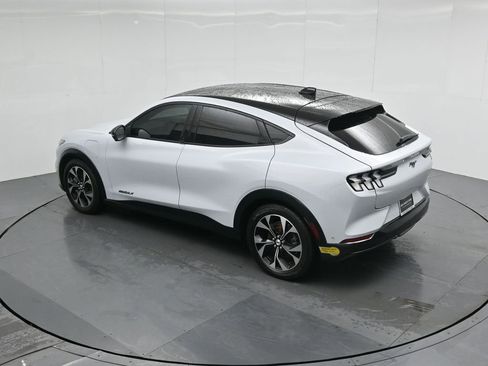 Used 2022 Ford Mustang Mach-E Premium image 44