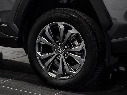 Used 2024 Toyota RAV4 Limited image 59