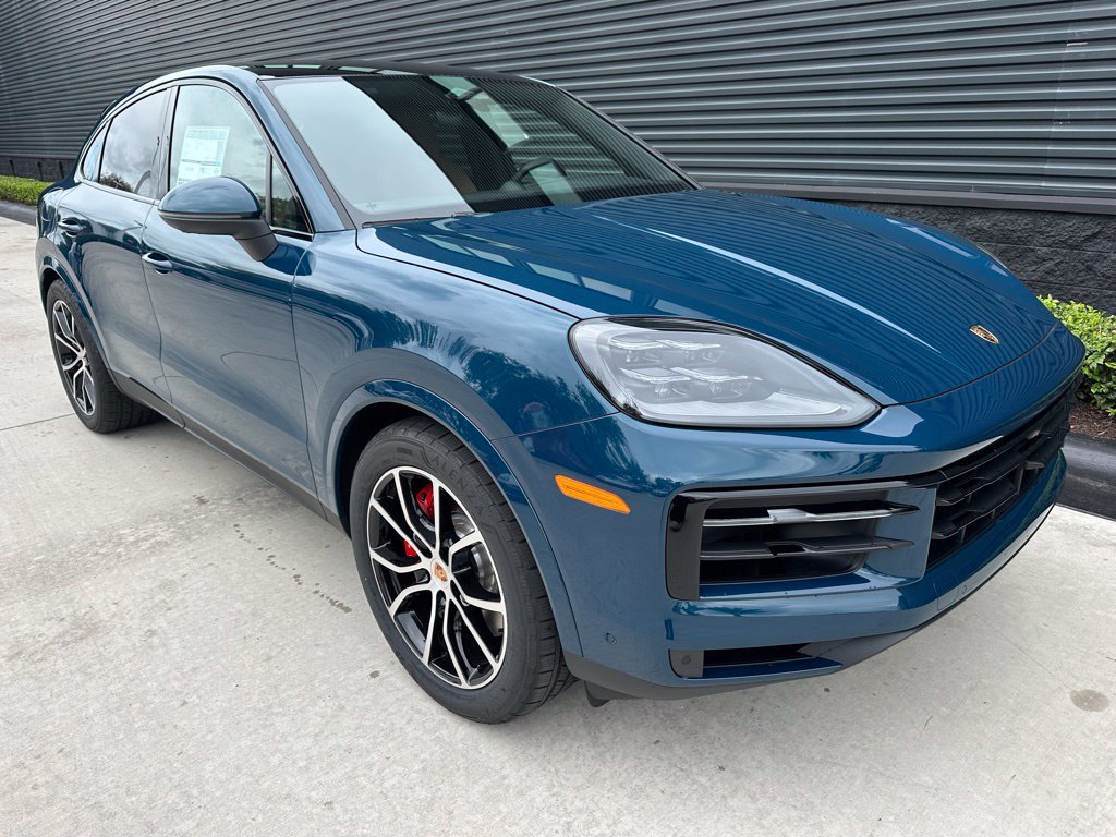 Certified 2026 Porsche Cayenne S AWD/4WD image 11