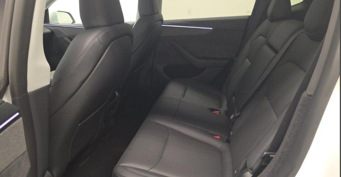Used 2026 Tesla Model Y Long Range RWD image 6