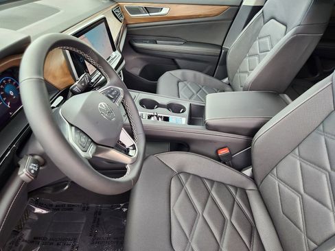 New 2026 Volkswagen Atlas SE AWD/4WD image 4