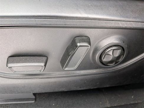 Certified 2024 Jeep Grand Cherokee L Laredo image 13