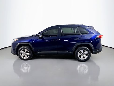 Used 2022 Toyota RAV4 XLE w/ Convenience Package image 6