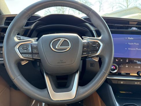 Used 2023 Lexus RZ 450e Premium image 27