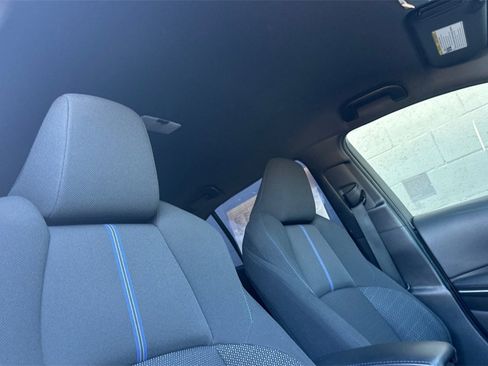 Used 2021 Toyota Corolla SE w/ Carpet Mat Package (TMS) image 18