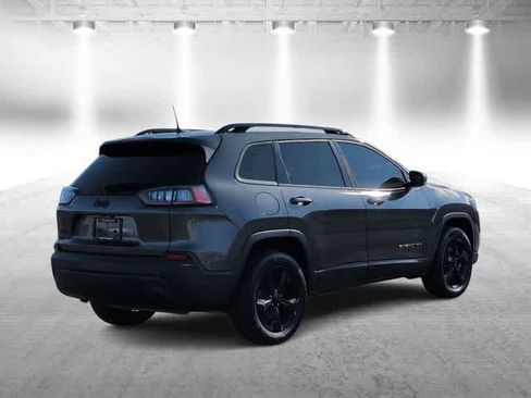 Used 2021 Jeep Cherokee Latitude Plus AWD/4WD image 7
