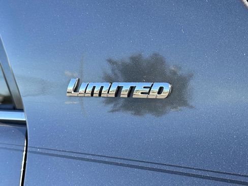 Used 2023 Toyota 4Runner Limited image 24