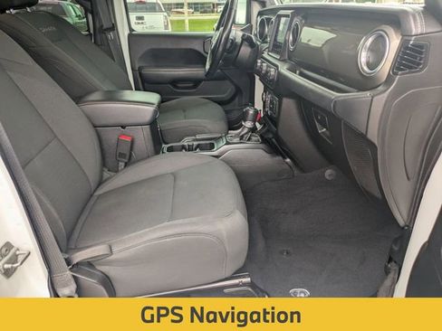 Used 2019 Jeep Wrangler Unlimited Sahara AWD/4WD image 25