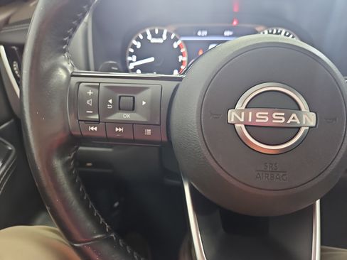 Used 2023 Nissan Rogue SL w/ SL Premium Package AWD/4WD image 16
