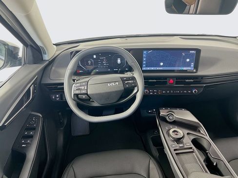New 2026 Kia EV6 Wind RWD image 20