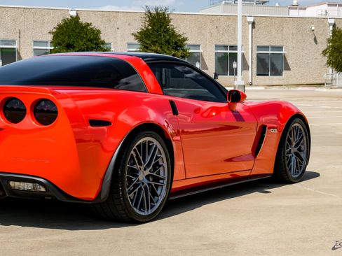 Used 2011 Chevrolet Corvette Z06 RWD image 15