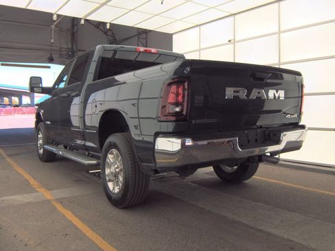 Used 2025 RAM 2500 Big Horn AWD/4WD image 6