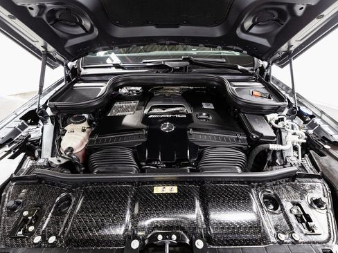 Used 2024 Mercedes-Benz GLS 63 AMG 4MATIC image 40