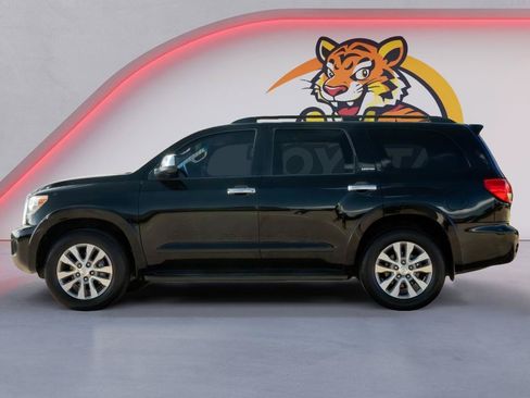 Used 2016 Toyota Sequoia Limited RWD image 8
