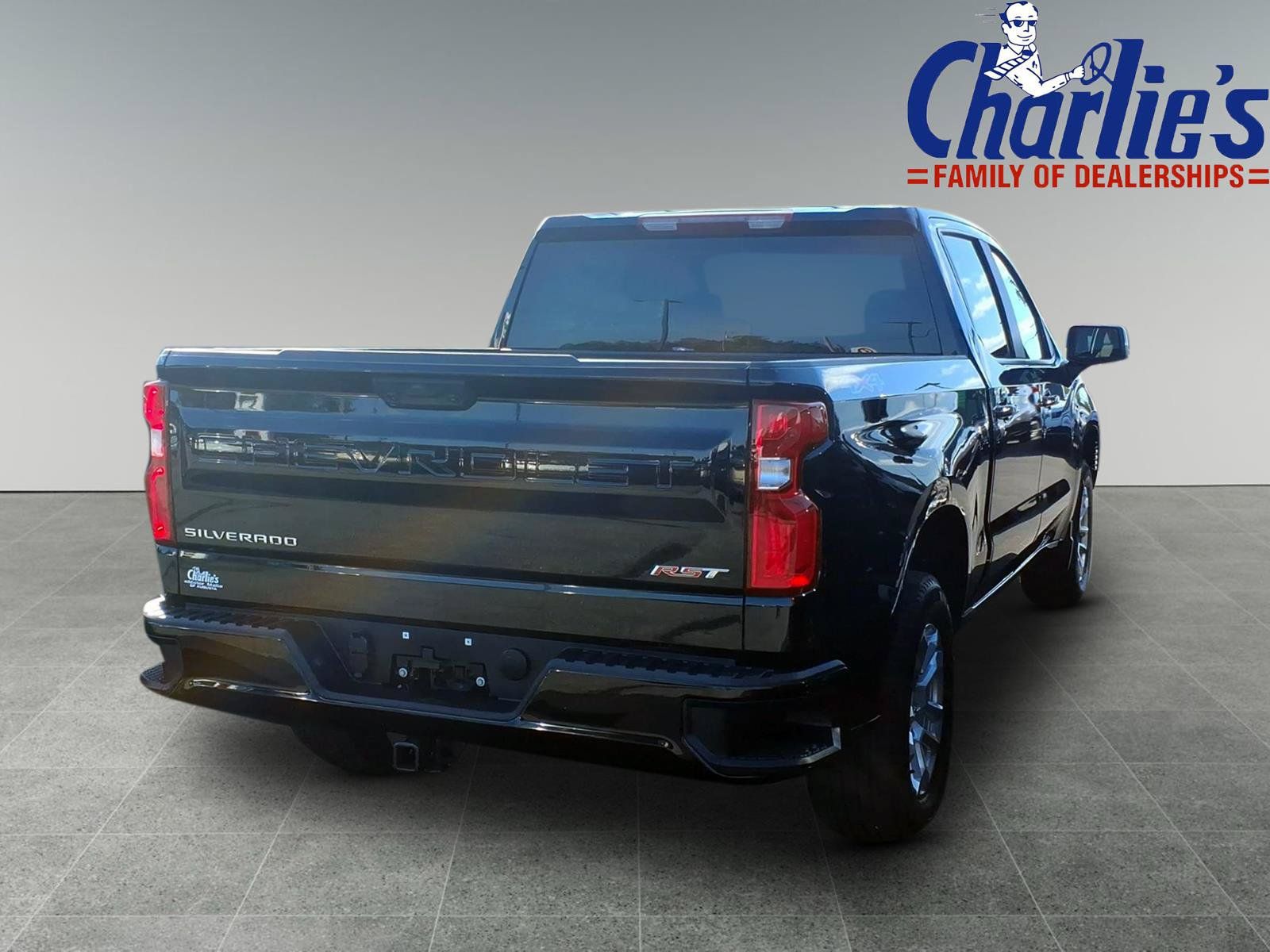Used 2026 Chevrolet Silverado 1500 RST AWD/4WD image 4