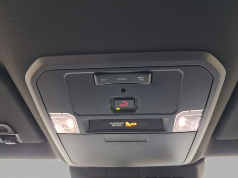 Used 2025 Toyota Tacoma SR5 RWD image 14