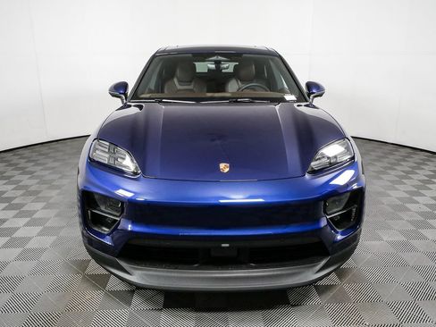 New 2026 Porsche Macan Electric image 27