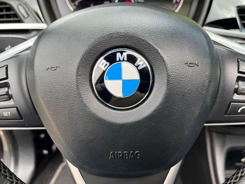 Used 2021 BMW X1 xDrive28i w/ Convenience Package AWD/4WD image 15