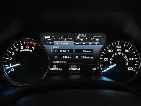 Used 2019 Ford F150 Platinum w/ Equipment Group 701A Luxury image 15